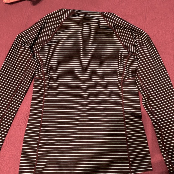 Patagonia qtr zip pull over - Picture 3 of 7